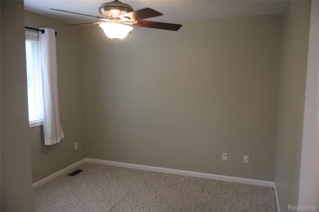 52254 Mitchell Lane, Macomb Township, MI 48042