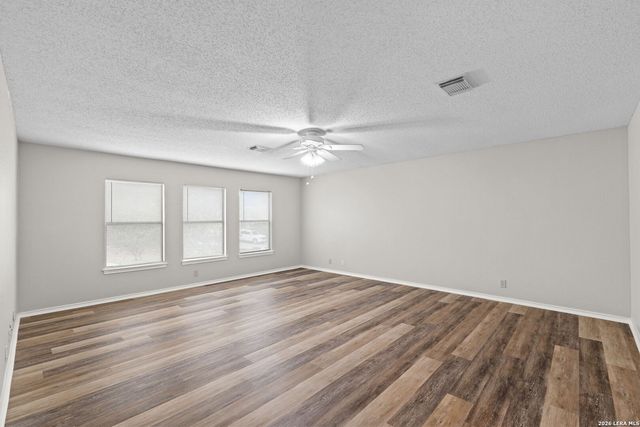 2312 Newoak Park, San Antonio, TX 78230