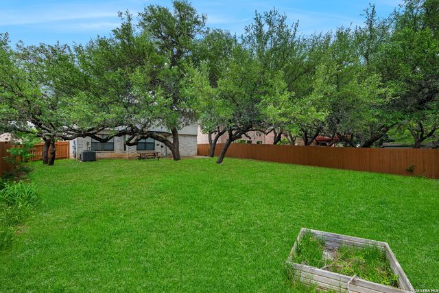 2312 Newoak Park, San Antonio, TX 78230
