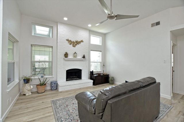 2208 Mimosa TRL, Round Rock, TX 78664