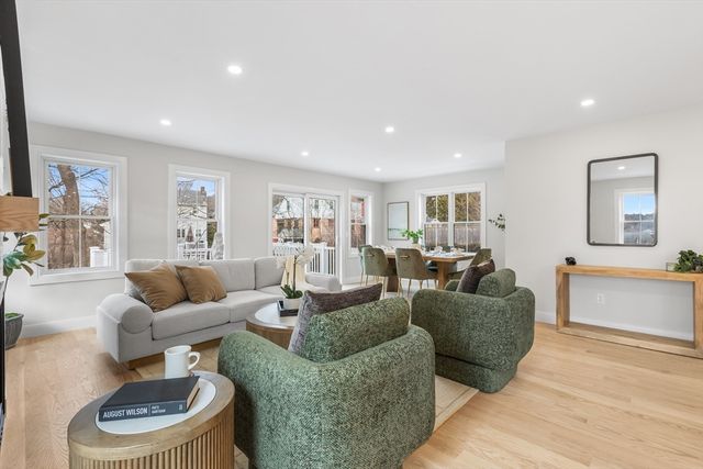 92 Overlook Rd, Arlington, MA 02474