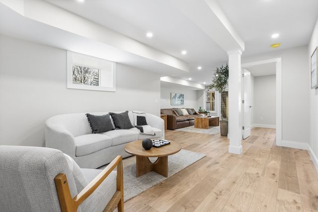 92 Overlook Rd, Arlington, MA 02474