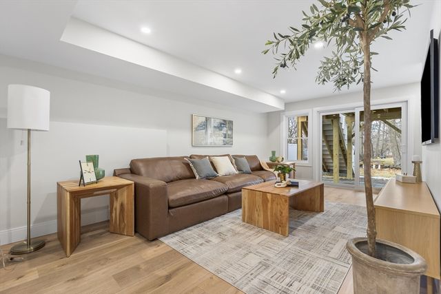 92 Overlook Rd, Arlington, MA 02474