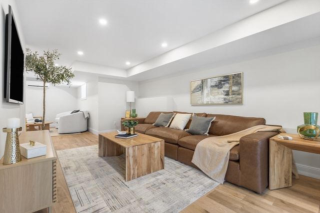 92 Overlook Rd, Arlington, MA 02474