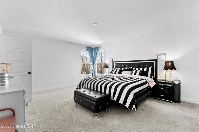 17919 Cloverfield Way, Louisville, KY 40245