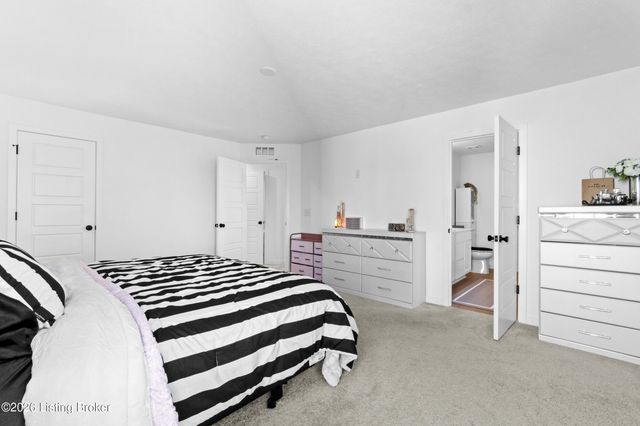 17919 Cloverfield Way, Louisville, KY 40245