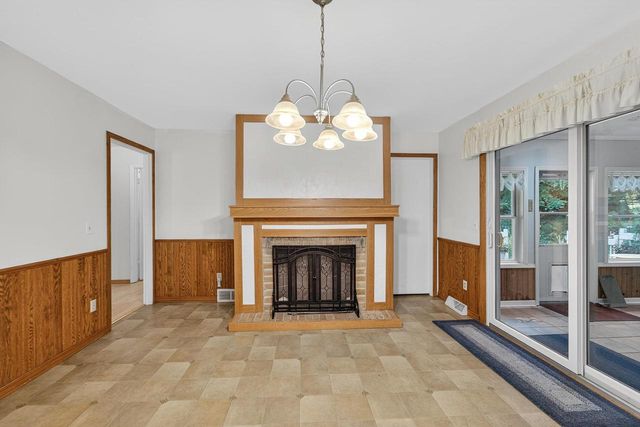 6809 Pilgrim Road, Madison, WI 53711