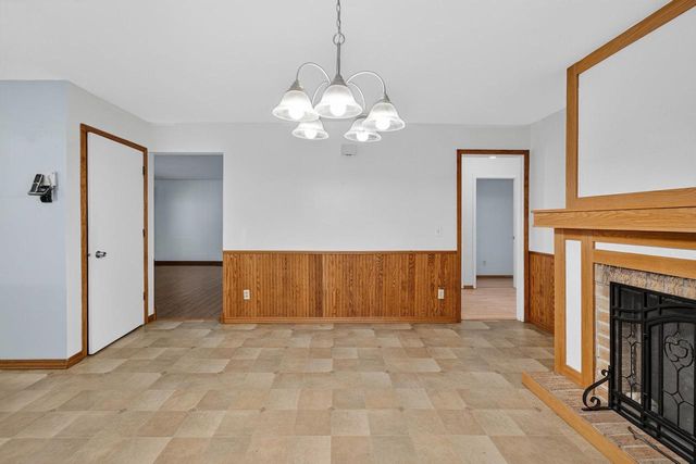 6809 Pilgrim Road, Madison, WI 53711