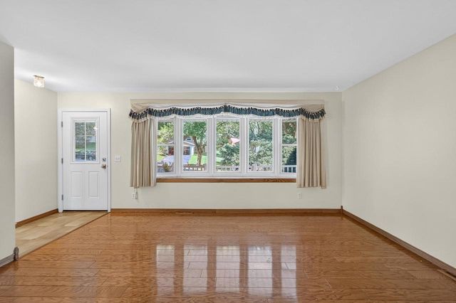 6809 Pilgrim Road, Madison, WI 53711
