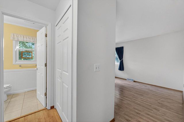 6809 Pilgrim Road, Madison, WI 53711