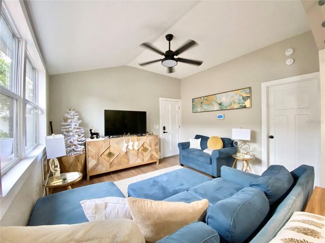 908 E 20TH AVENUE, Tampa, FL 33605
