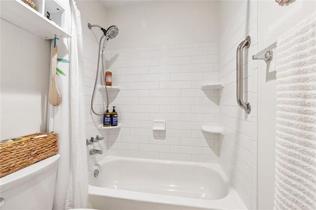 6808 Glenridge Drive H, Atlanta, GA 30328