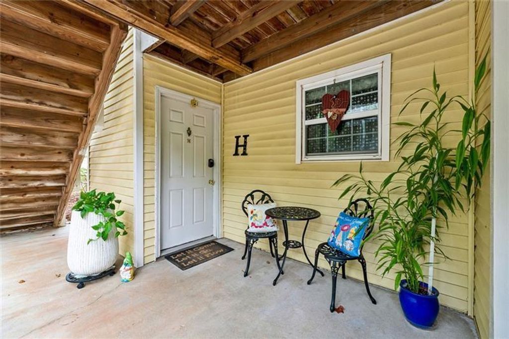 6808 Glenridge Drive H, Atlanta, GA 30328