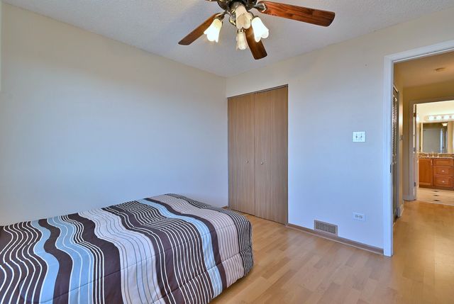 10512 S RIDGE COVE Drive 31C, Chicago Ridge, IL 60415