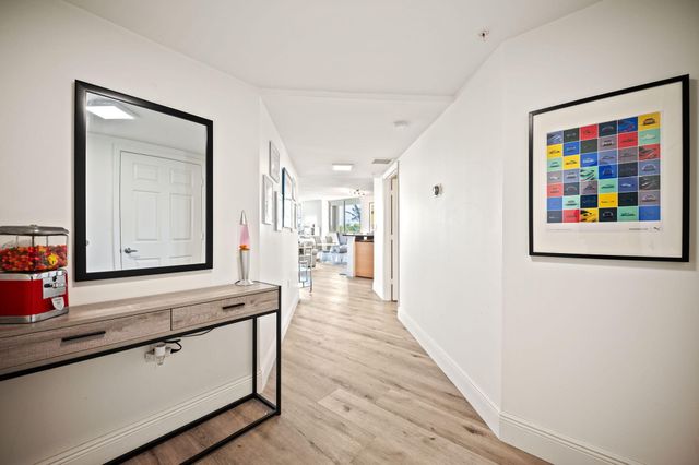 2001 N Ocean Boulevard 304, Fort Lauderdale, FL 33305