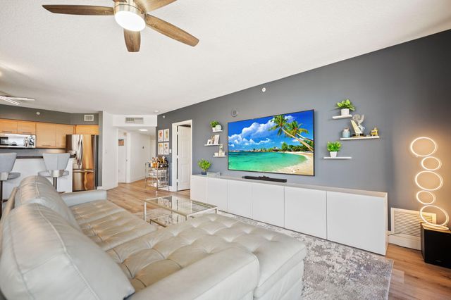 2001 N Ocean Boulevard 304, Fort Lauderdale, FL 33305