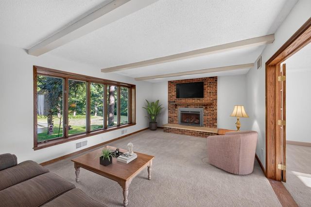 5493 Saint Mary Drive NW, Rochester, MN 55901
