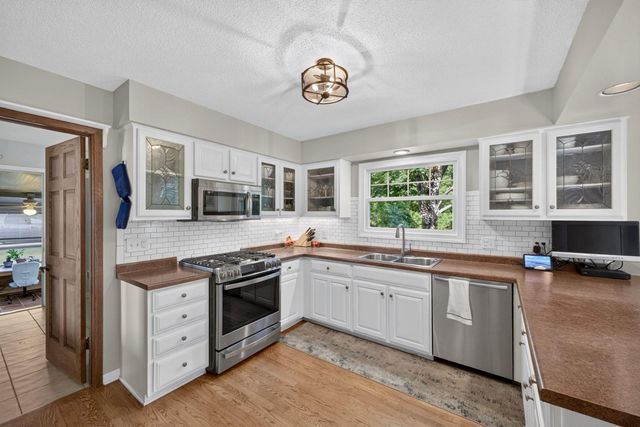 5493 Saint Mary Drive NW, Rochester, MN 55901