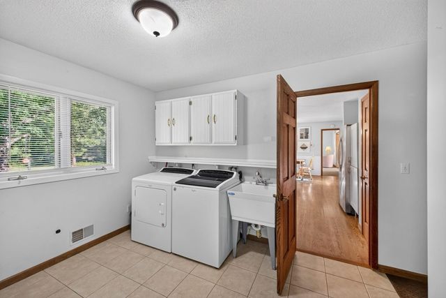 5493 Saint Mary Drive NW, Rochester, MN 55901