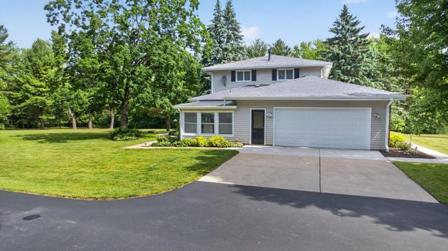 5493 Saint Mary Drive NW, Rochester, MN 55901
