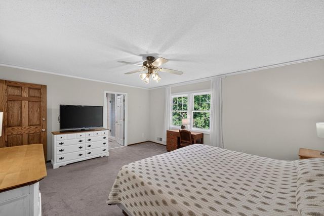 5493 Saint Mary Drive NW, Rochester, MN 55901