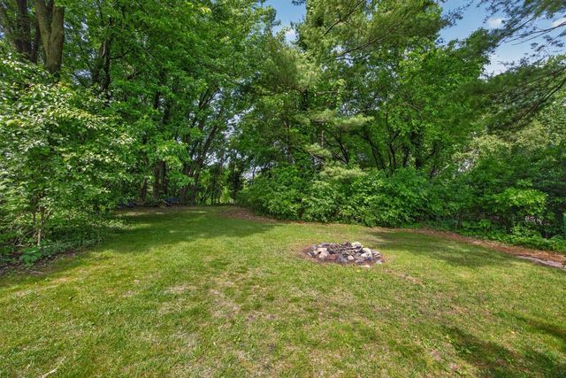 5493 Saint Mary Drive NW, Rochester, MN 55901
