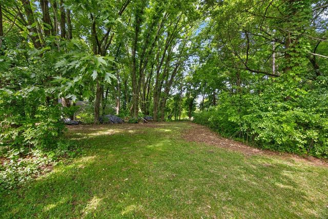 5493 Saint Mary Drive NW, Rochester, MN 55901