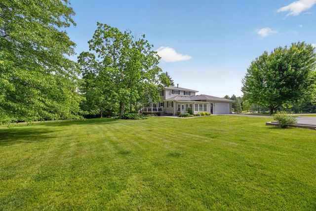5493 Saint Mary Drive NW, Rochester, MN 55901