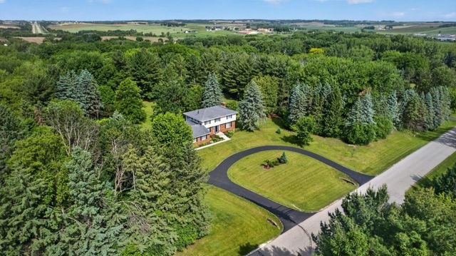 5493 Saint Mary Drive NW, Rochester, MN 55901