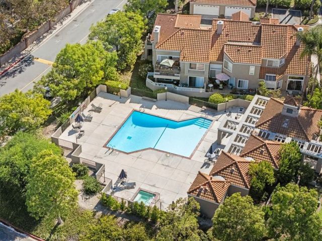5961 Paseo Encantada, Camarillo, CA 93012