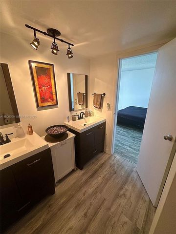 13499 Biscayne Boulevard 1013, North Miami, FL 33181