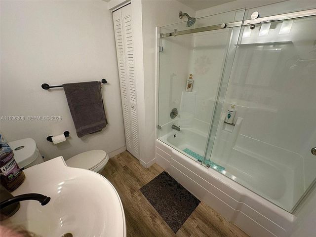 13499 Biscayne Boulevard 1013, North Miami, FL 33181