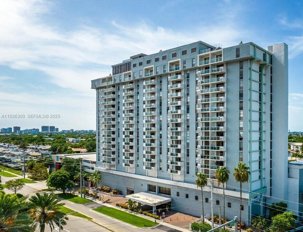 13499 Biscayne Boulevard 1013, North Miami, FL 33181