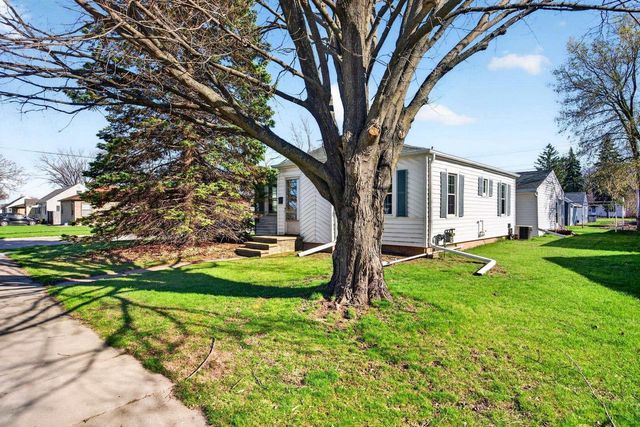 431 E COOLIDGE AVENUE, Appleton, WI 54915