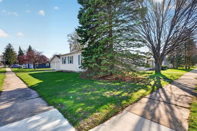 431 E COOLIDGE AVENUE, Appleton, WI 54915