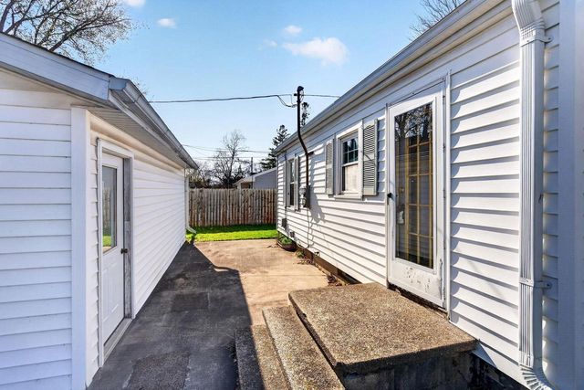 431 E COOLIDGE AVENUE, Appleton, WI 54915