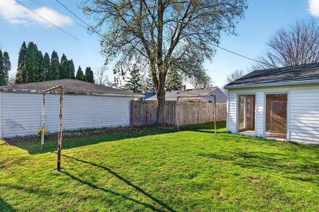 431 E COOLIDGE AVENUE, Appleton, WI 54915