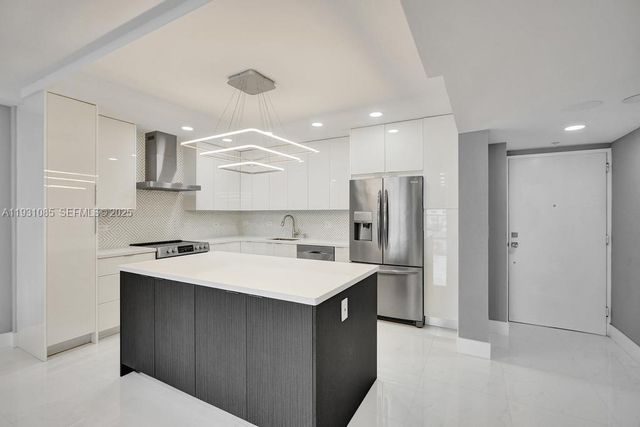 19380 Collins Avenue 1104, Sunny Isles Beach, FL 33160
