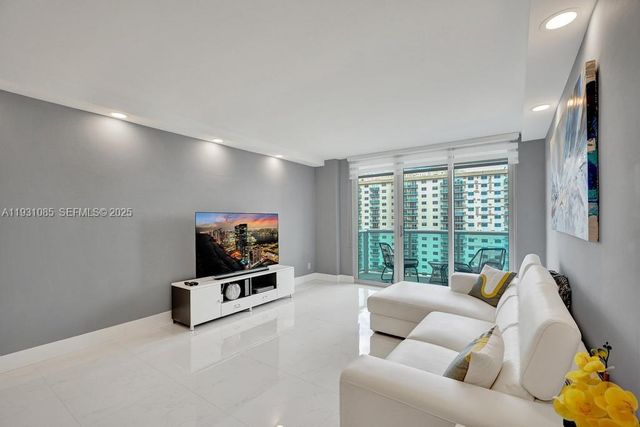 19380 Collins Avenue 1104, Sunny Isles Beach, FL 33160