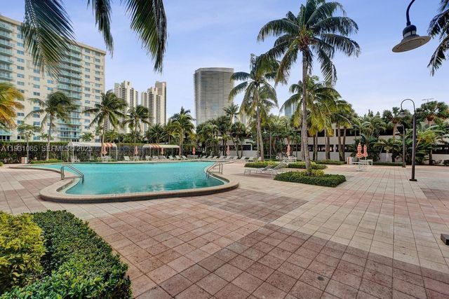 19380 Collins Avenue 1104, Sunny Isles Beach, FL 33160