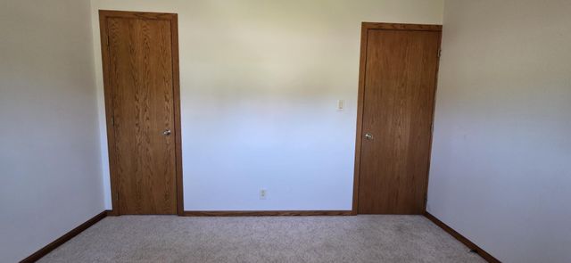 414 8th Avenue NW, Valley City, ND 58072