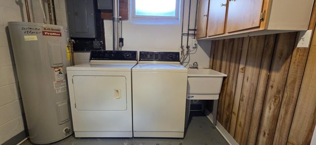 414 8th Avenue NW, Valley City, ND 58072