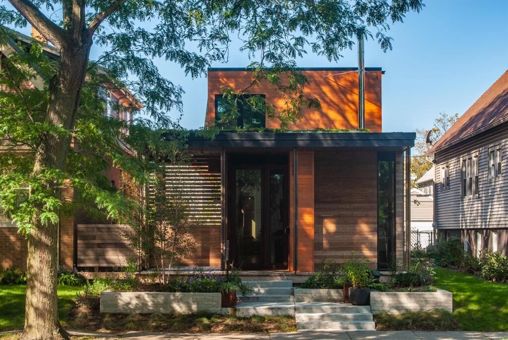 2649 N Bremen STREET, Milwaukee, WI 53212