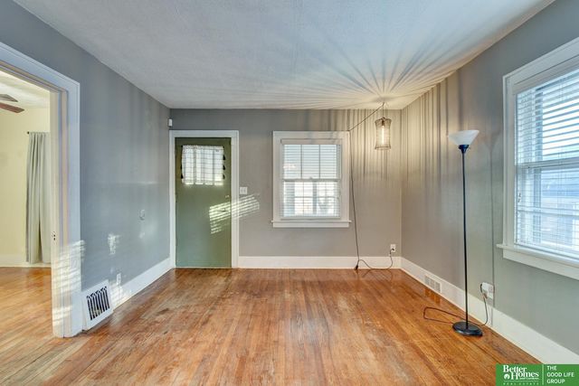 4805 Burt Street, Omaha, NE 68132