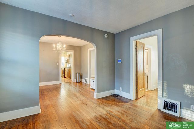 4805 Burt Street, Omaha, NE 68132