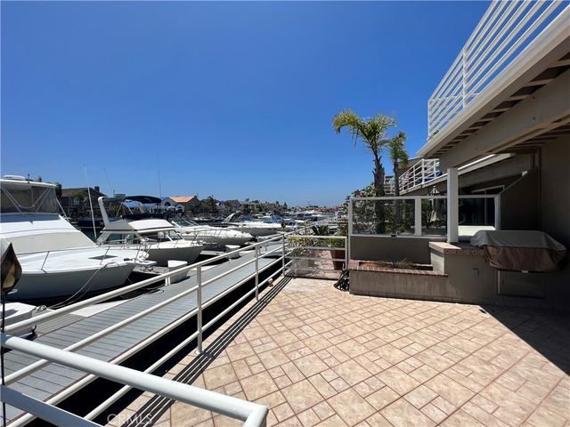 3312 Tempe Drive, Huntington Beach, CA 92649
