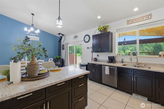 300 E McLane Cove Drive, Grapeview, WA 98546