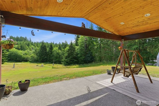 300 E McLane Cove Drive, Grapeview, WA 98546