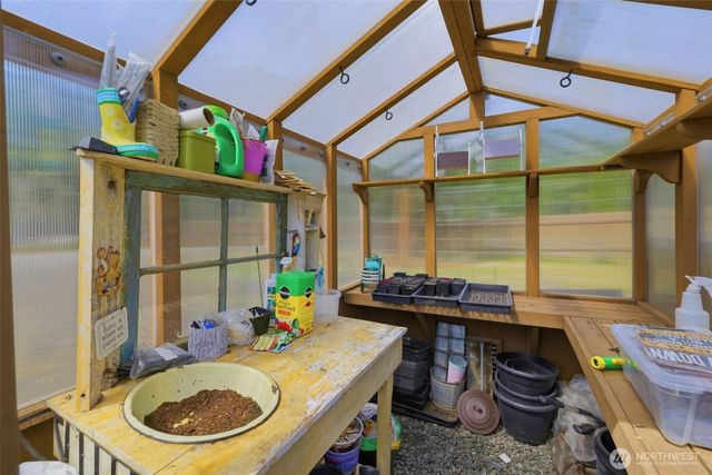 300 E McLane Cove Drive, Grapeview, WA 98546