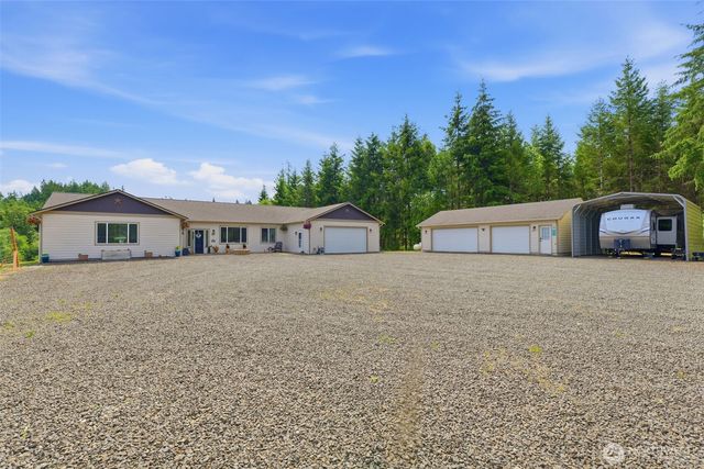 300 E McLane Cove Drive, Grapeview, WA 98546